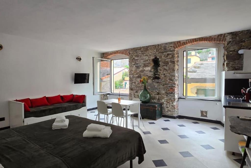 The Pirate's Cove- Bluchalet Apartment Riomaggiore